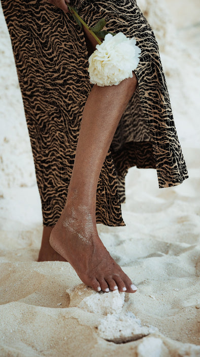 The Saint Caftan in Animal Waves