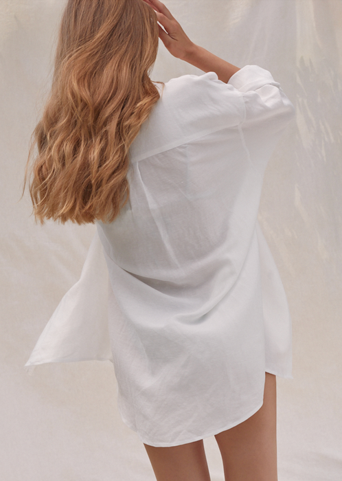 Oversized Holiday Shirt in Day White